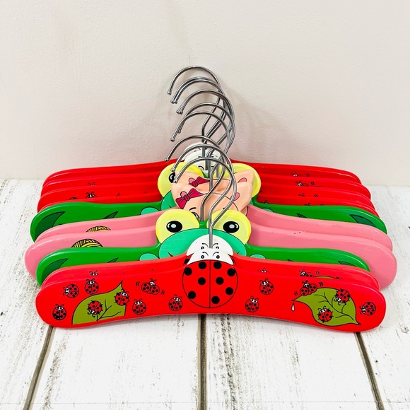 Kidorable Other - Kidorable Vintage Aminal Kids Wooden Hangers Bundle of 10 Frog Cat Ladybug